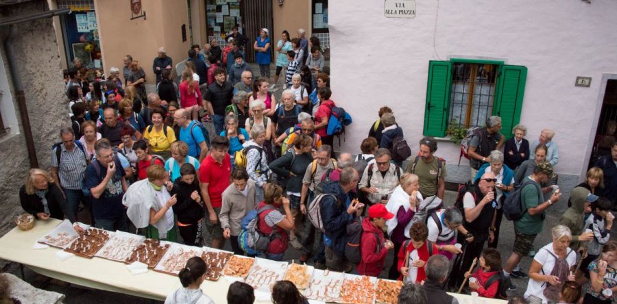 In 200 alla Via del Mercato Organizzata dal Cai Vigezzo